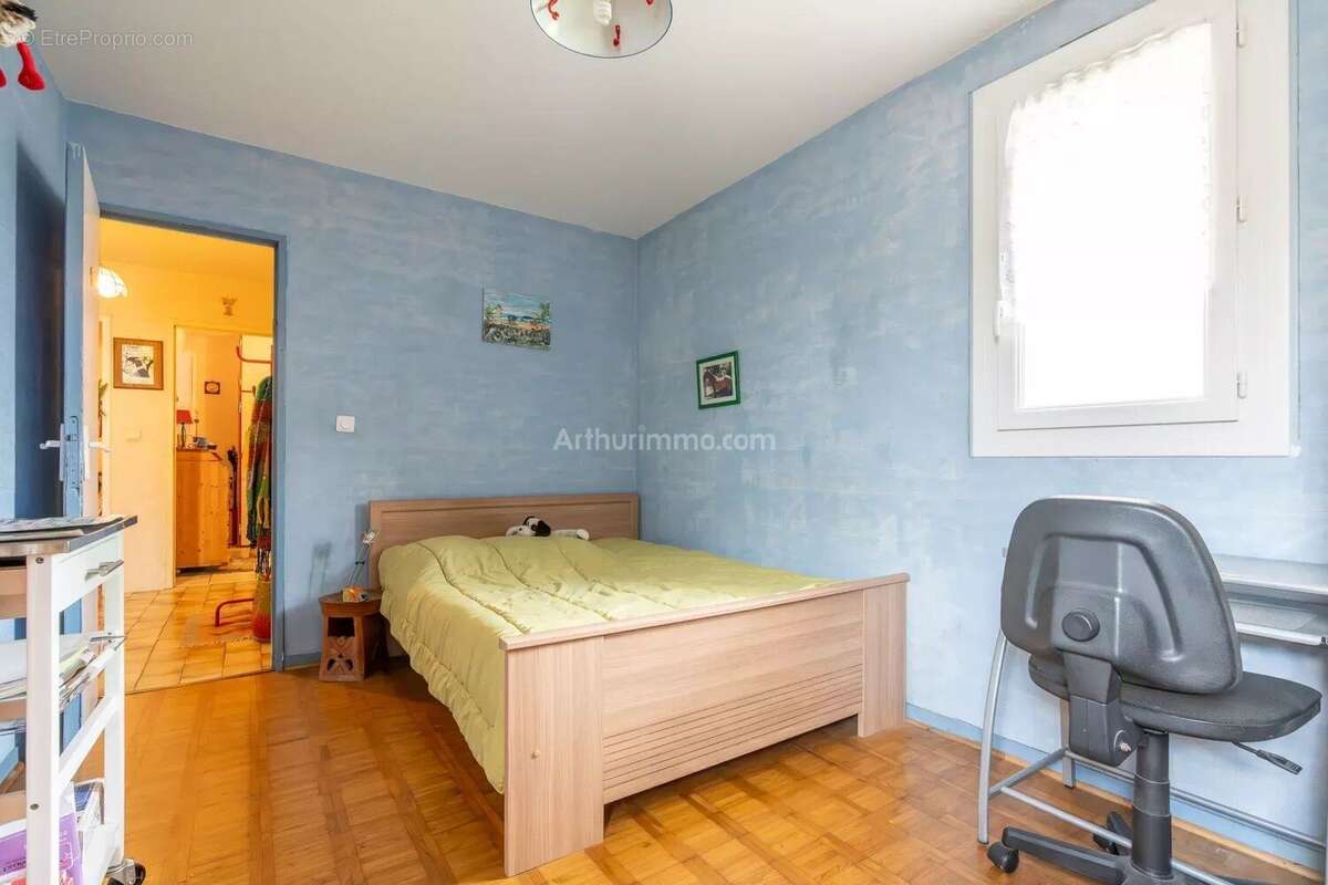 Appartement à PONTAULT-COMBAULT