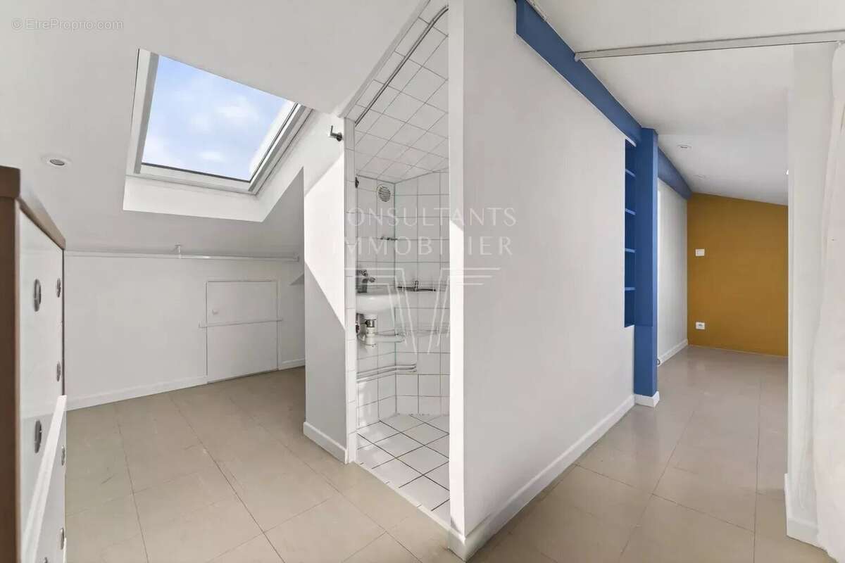 Appartement à LEVALLOIS-PERRET