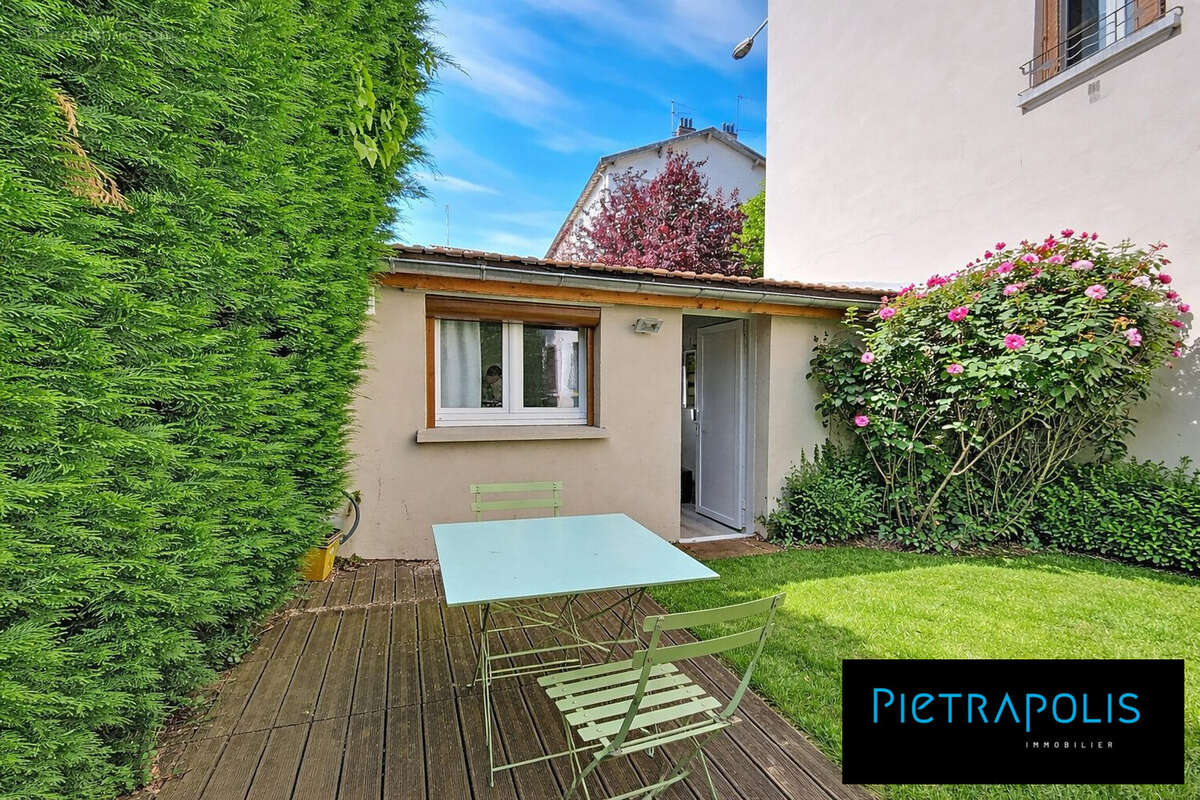 Appartement 30 m² à Lyon-8e  - photo 2