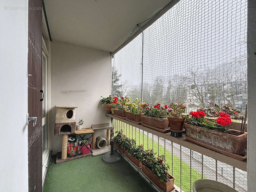 Appartement à SAINT-MICHEL-SUR-ORGE