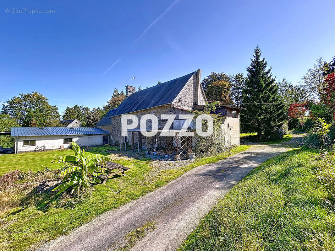 Maison à MONTAIGU-LES-BOIS