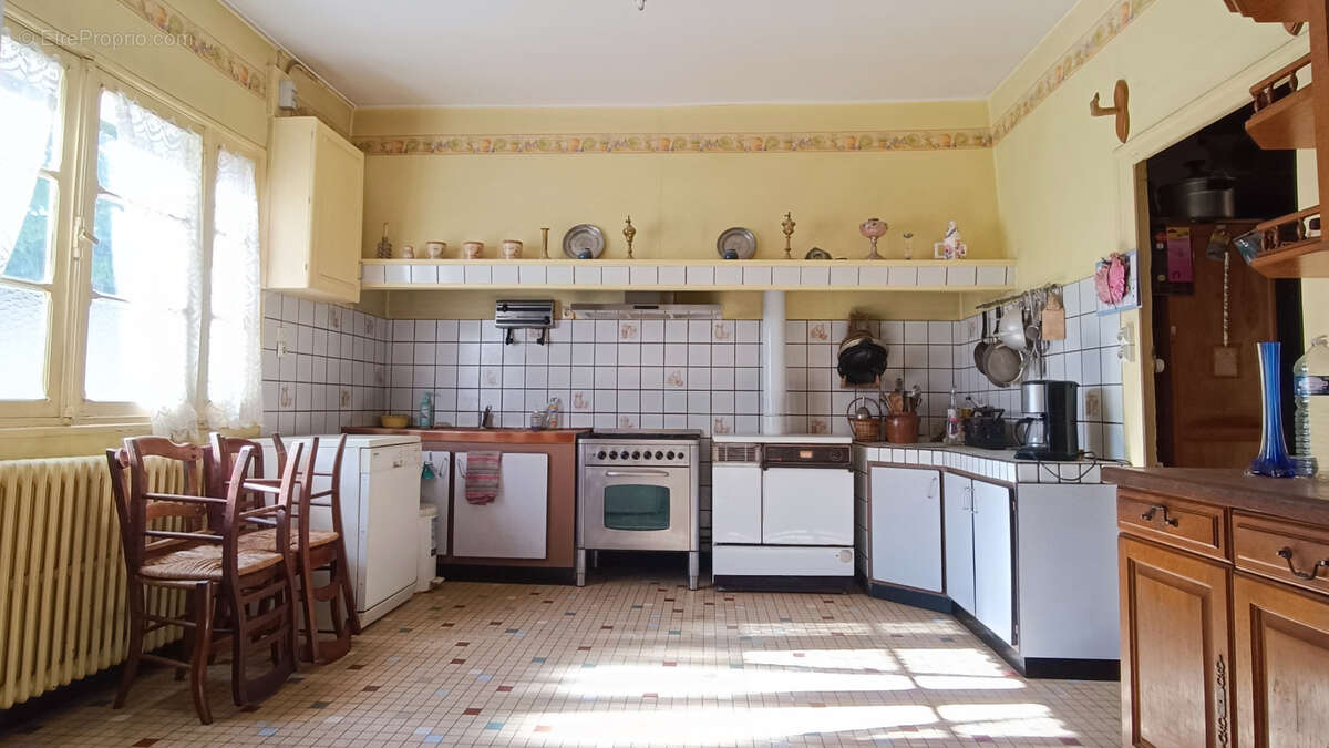 Maison à AGONAC