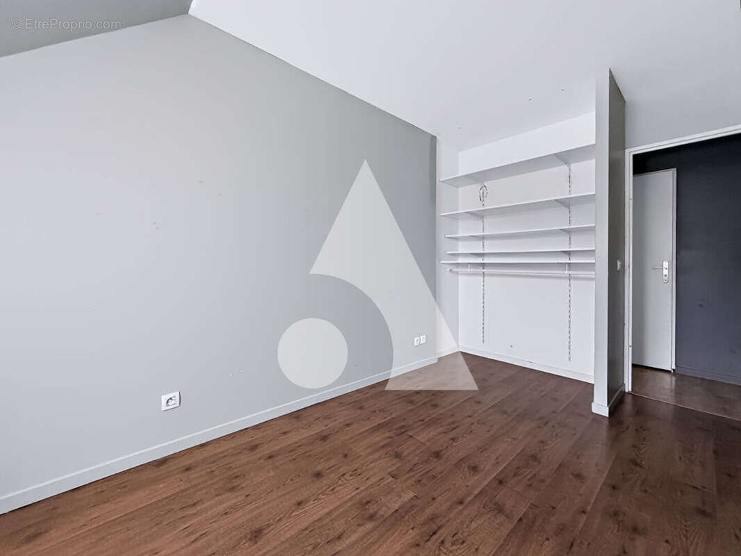 Maison avec sous-sol total et garage double à Frépillon 6 pièce(s) 128.1 m2 - photo 8