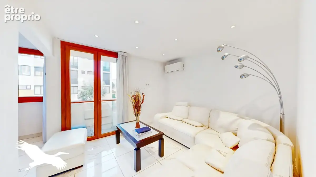 A VENDRE - Marseille 13013, Secteur St Jérôme/La Rose - Appartement 5 pièces de 93m² avec extérieur - Parking libre dans la rési - photo 5