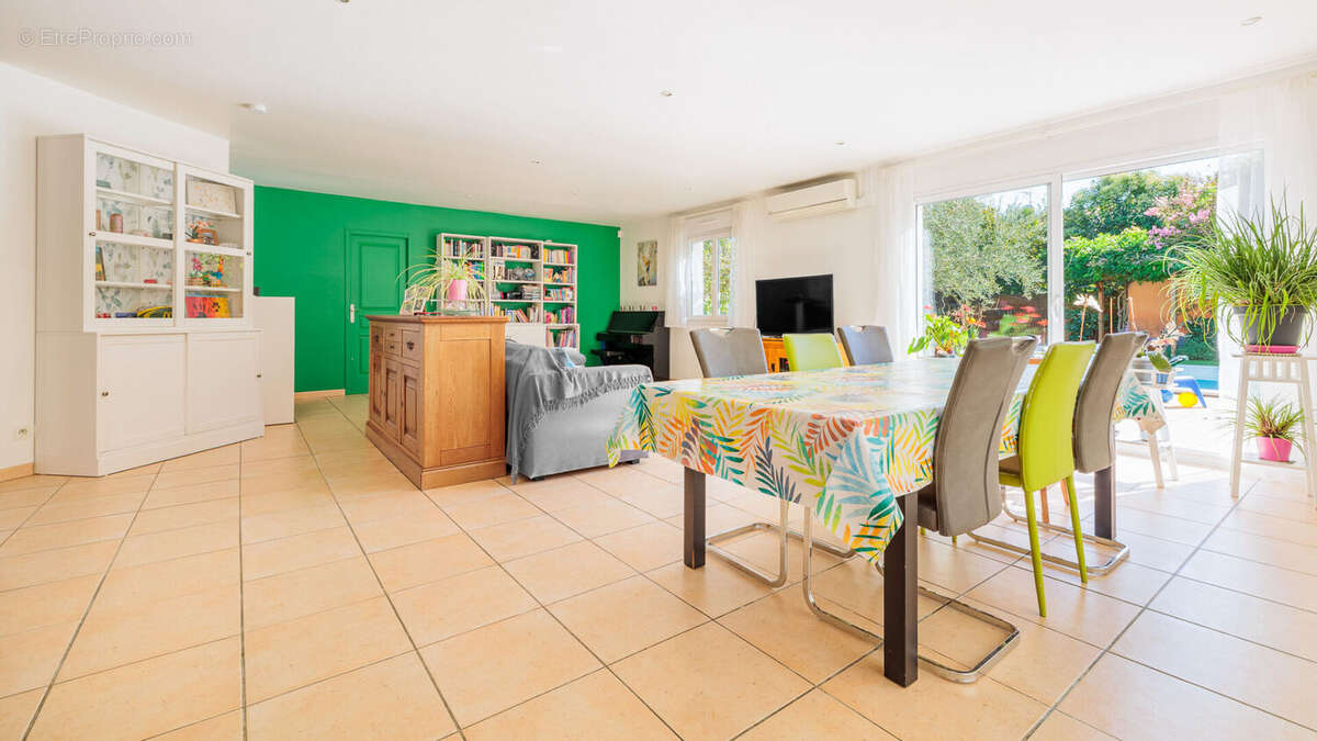 Maison à VILLENEUVE-TOLOSANE