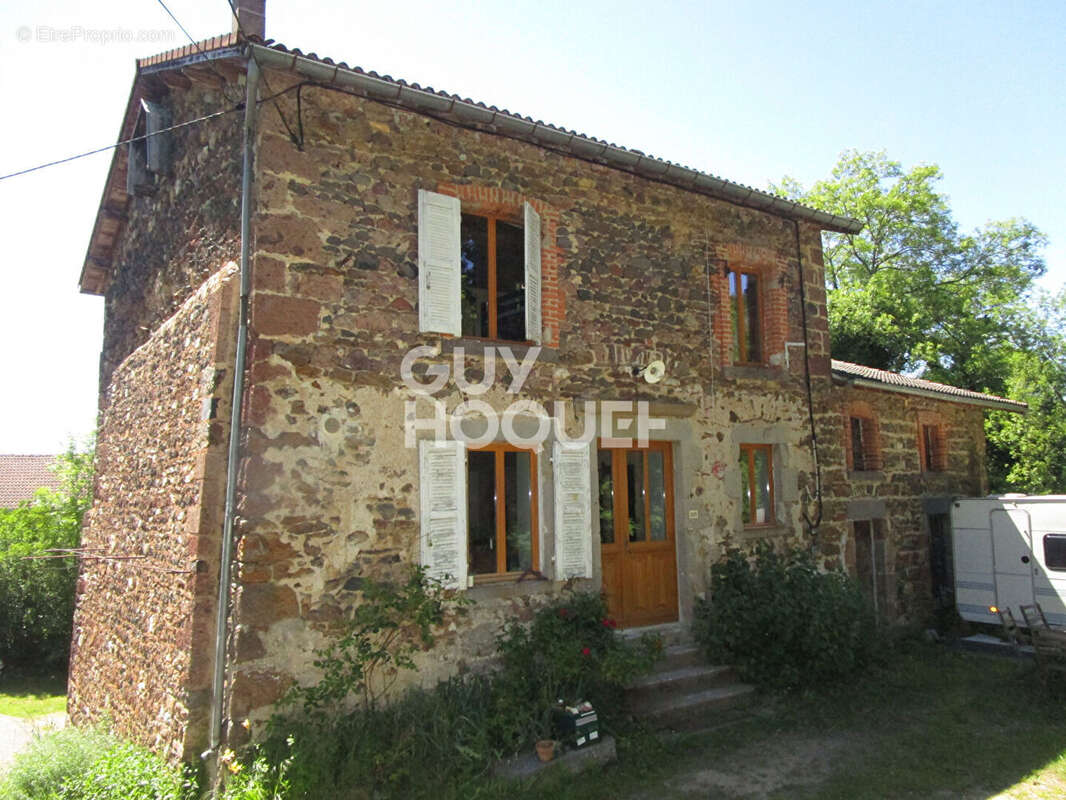 Maison à MAZERAT-AUROUZE