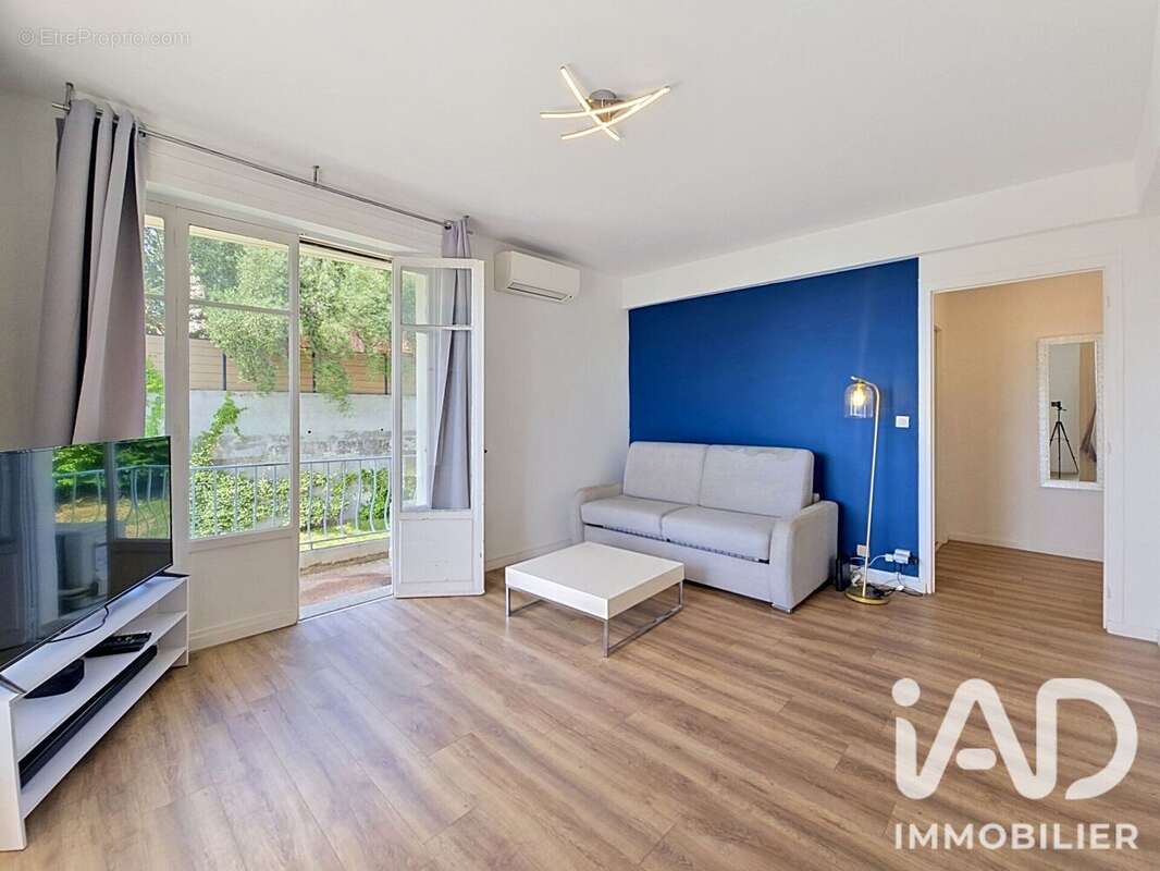Photo 2 - Appartement à VILLENEUVE-LOUBET