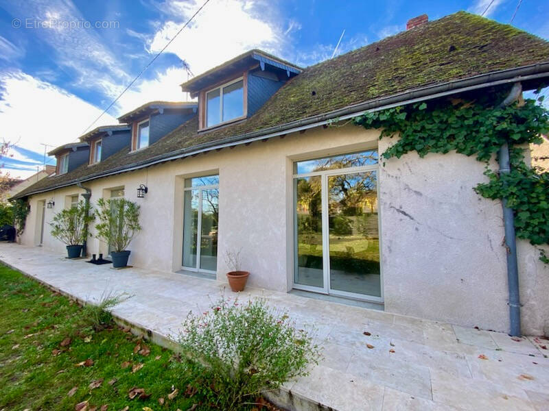 Maison à VINEUIL