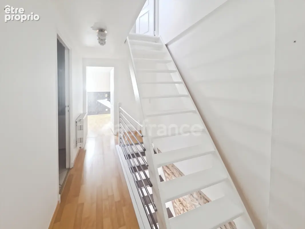 Appartement à vendre 5 pièces CHALON SUR SAONE (71) - photo 12
