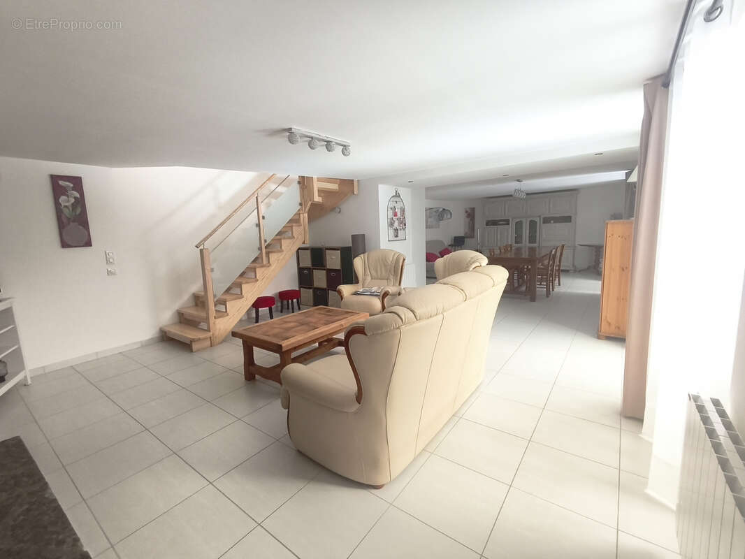 Maison à MONTABOT