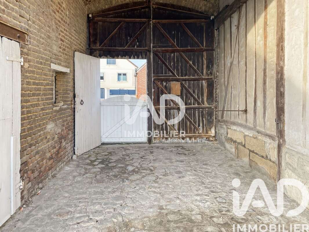 Photo 3 - Maison à CHEVRIERES