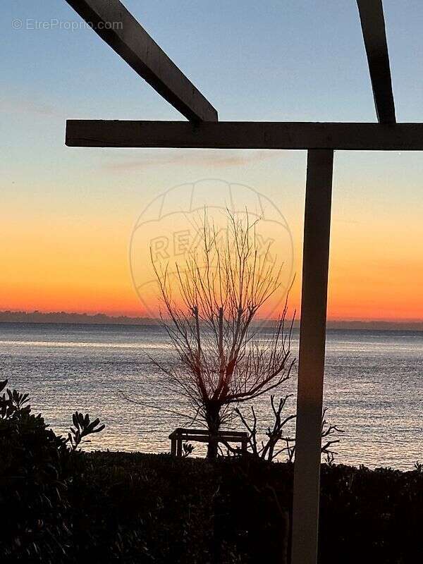 Appartement à VILLENEUVE-LOUBET