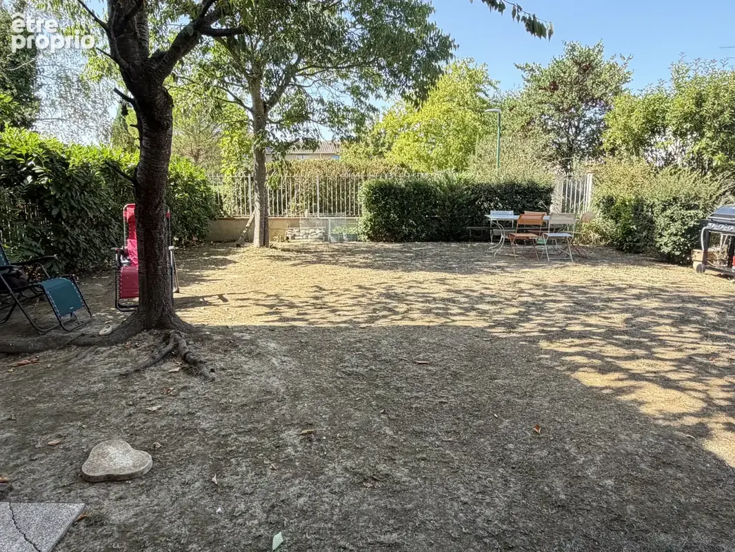 Maison T5 de 101 avec garage (28M2) et terrain 280 M2 - photo 3