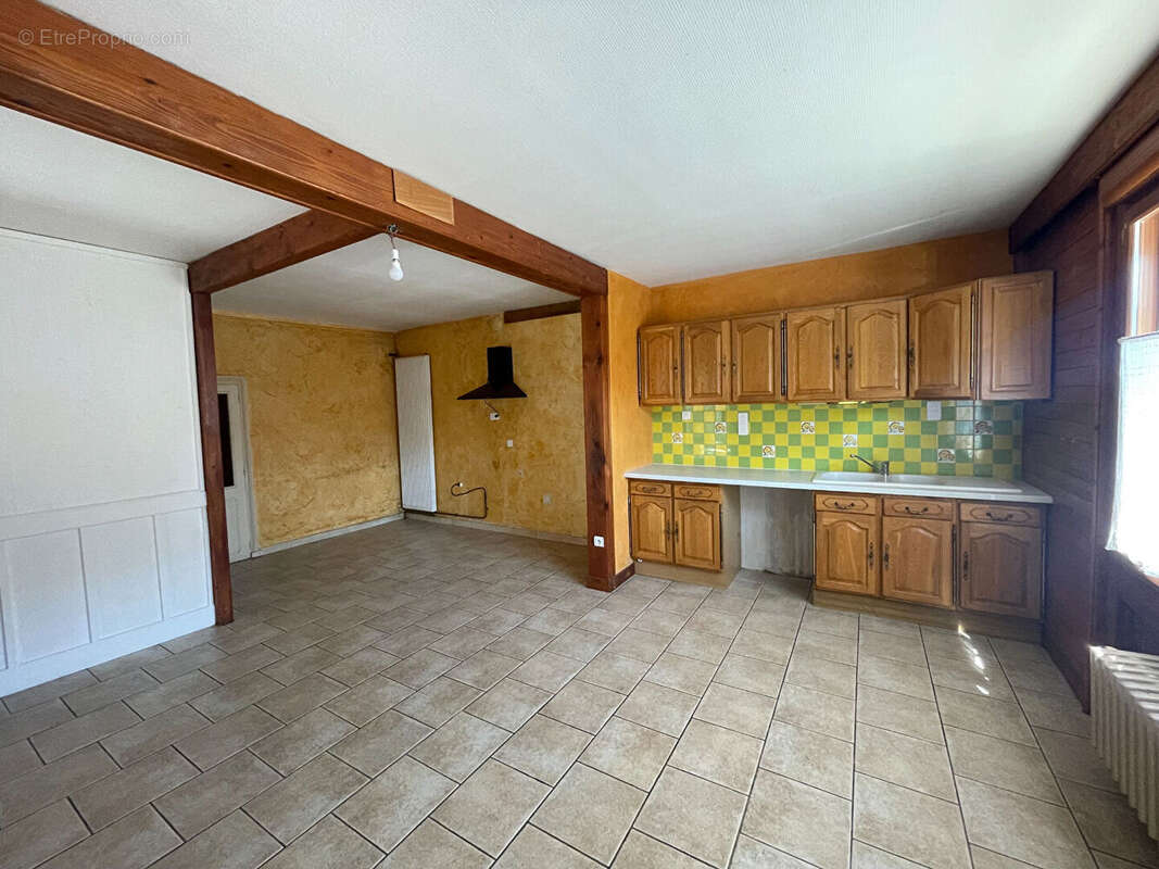 Maison à SAINT-GERMAIN-DU-BOIS