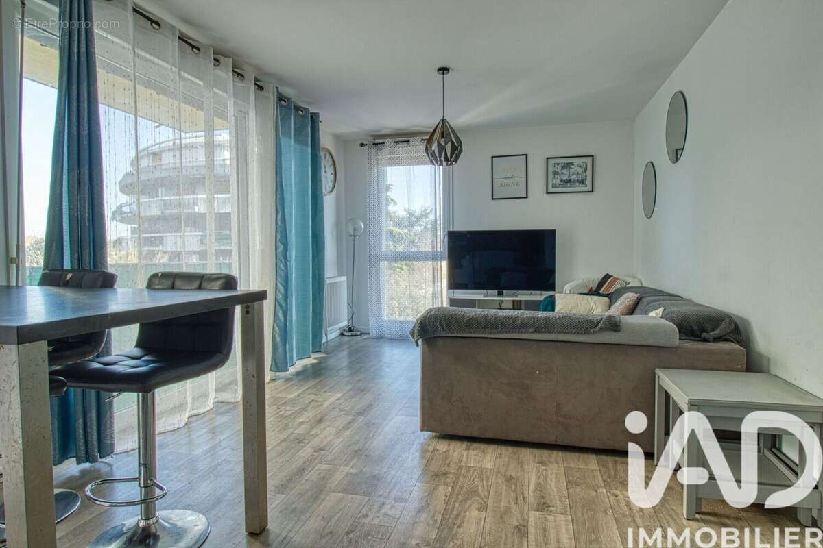Photo 2 - Appartement à SARCELLES