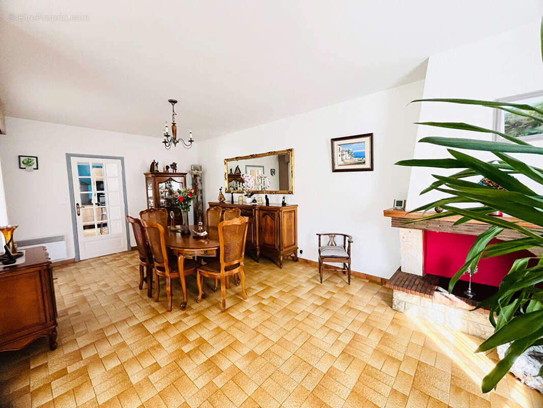 Maison à CONDEZAYGUES