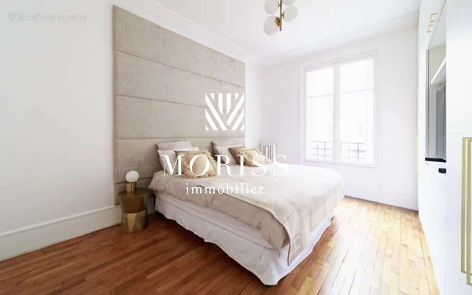 Appartement à PARIS-17E