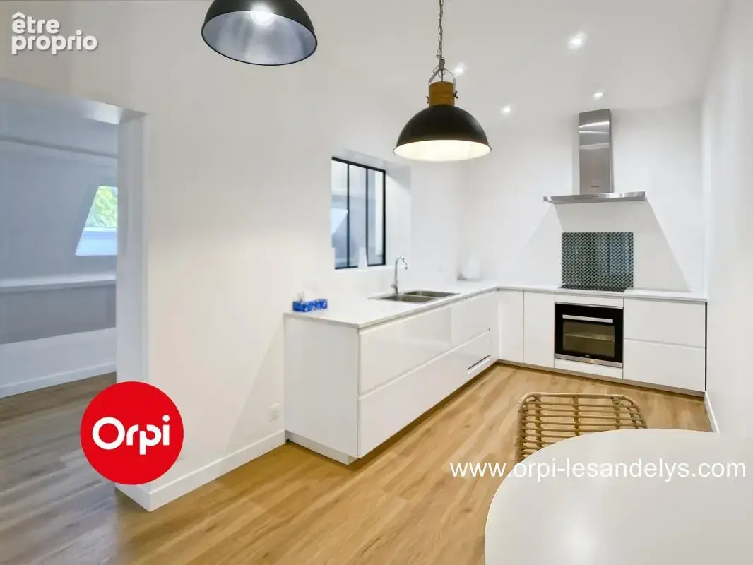 Les Andelys Centre-Ville – Superbe loft de caractère de 170 m² - photo 4