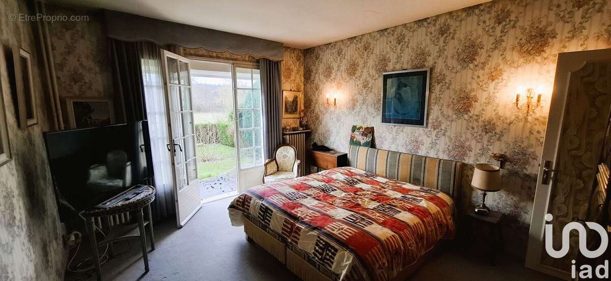 Photo 7 - Maison à VILLENEUVE-SUR-YONNE