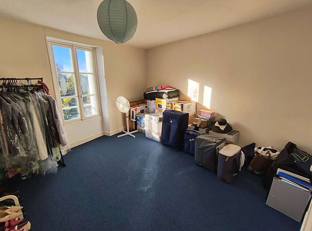 Maison à BESSINES-SUR-GARTEMPE