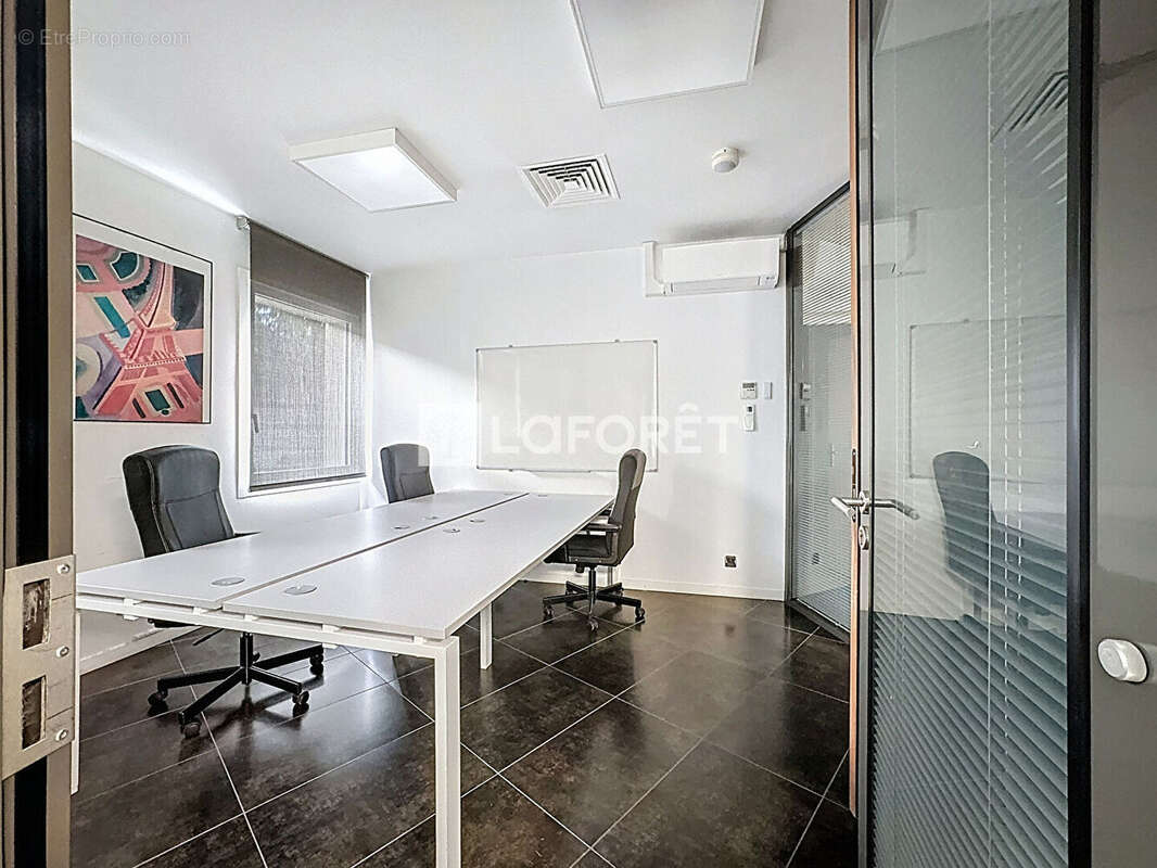 Commerce à LE BOUSCAT