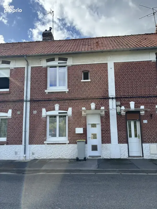 Maison à WOINCOURT