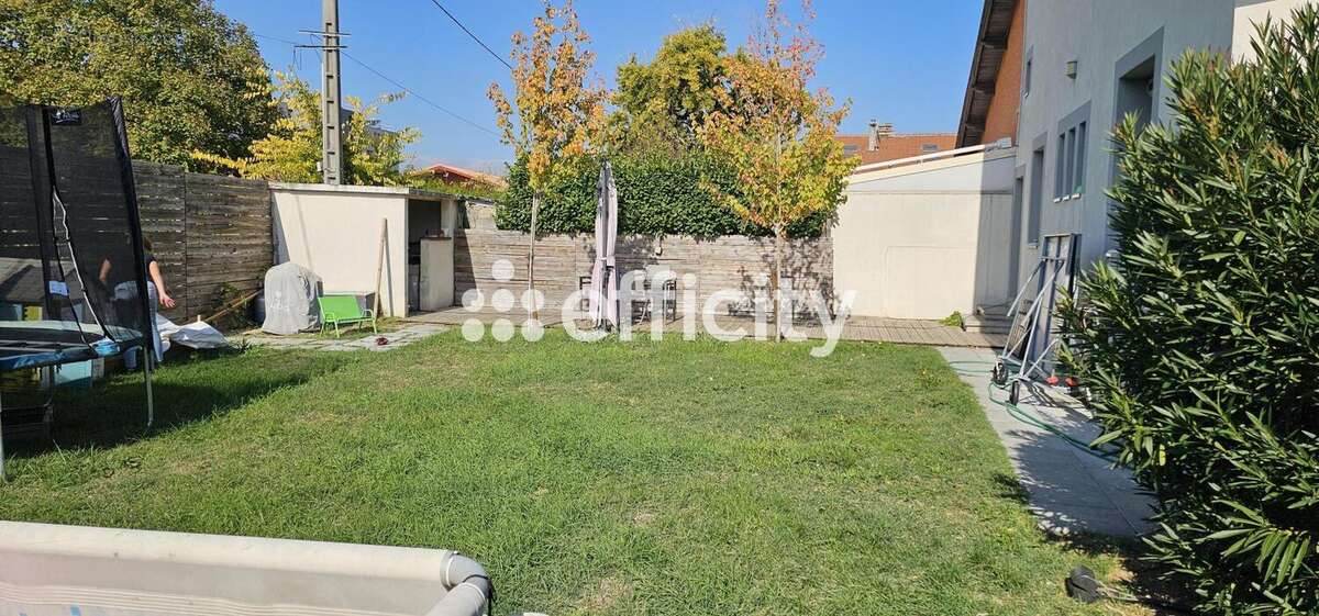 Maison à LE PEAGE-DE-ROUSSILLON