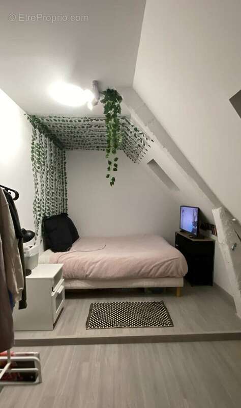 Appartement 30 m² à Saint-Etienne-De-Montluc  - photo 6