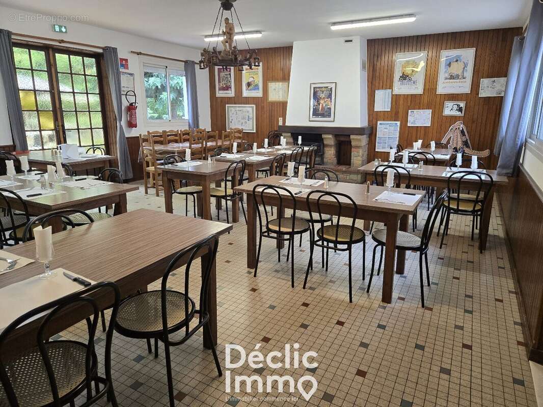 À VENDRE - Exceptionnel Hôtel-Restaurant clé en main avec licence IV + maison attenante - photo 6