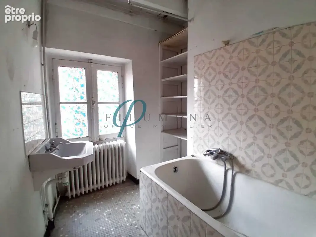 Maison à rénover avec fort potentiel   Centre bourg de Sucé-sur-Erdre - photo 8