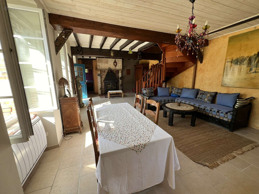 Maison à AUBIGNY-SUR-NERE