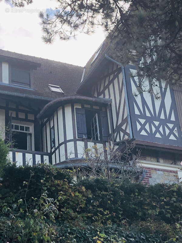 Appartement à TROUVILLE-SUR-MER