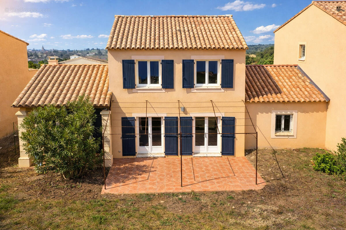 Maison à SAINT-REMEZE