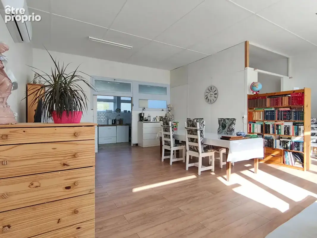 Maison 205m² à genouillé - photo 3