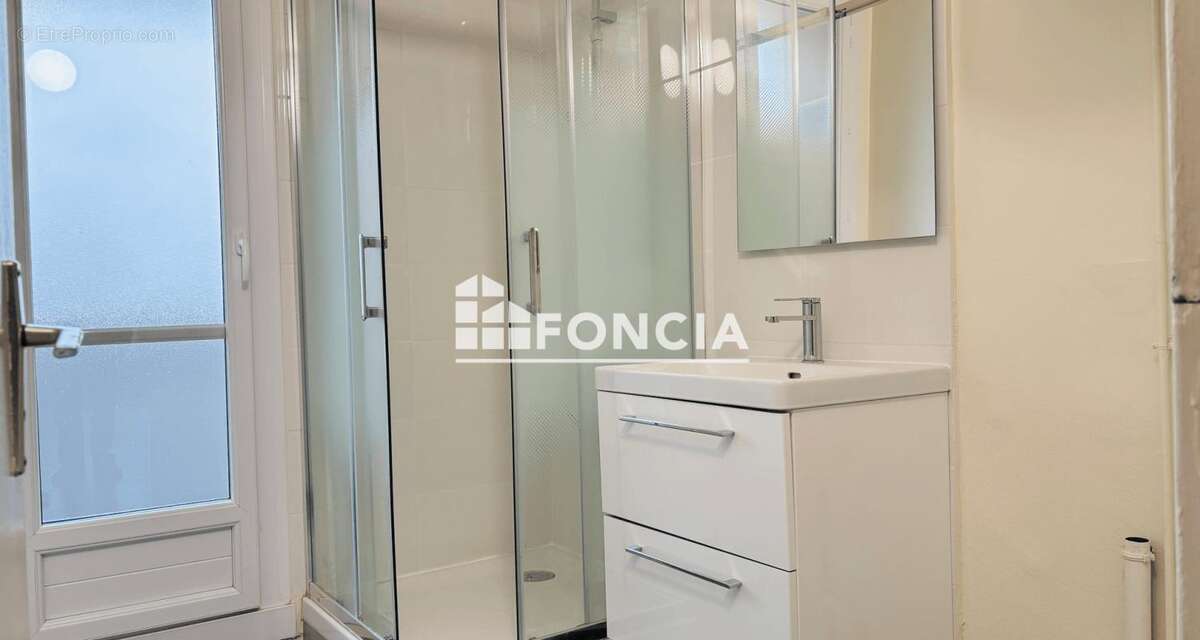 Appartement à SEYSSINET-PARISET