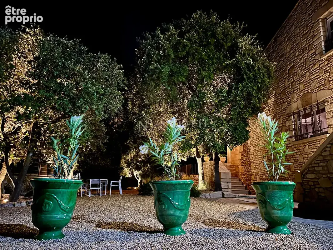 Une propriété de caractère au coeur de la Provence - photo 10