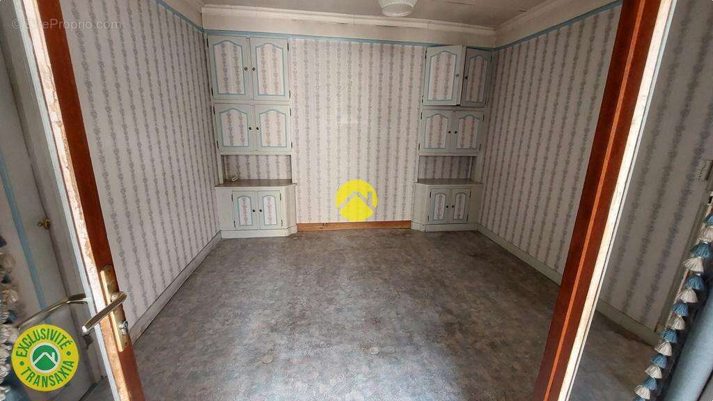 Maison à ANCY-LE-FRANC