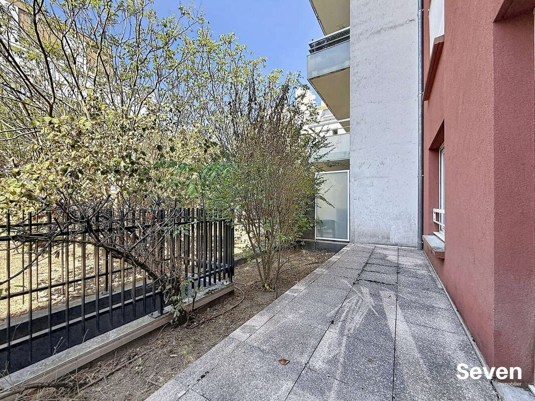 Appartement 38 m² à Grenoble  - photo 6
