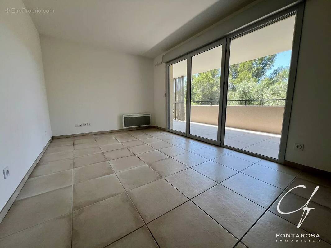 Appartement à FREJUS