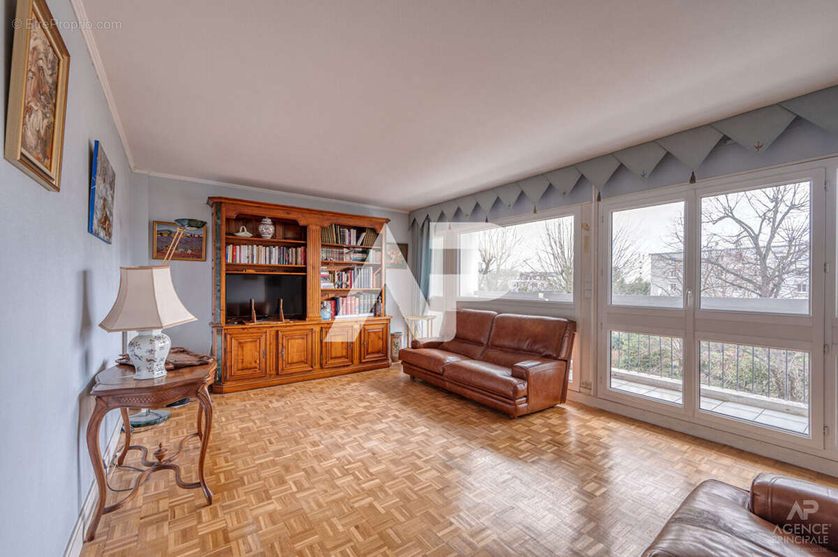 Appartement à RUEIL-MALMAISON