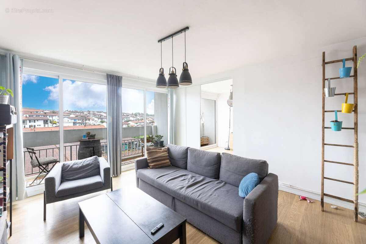 Appartement à CIBOURE