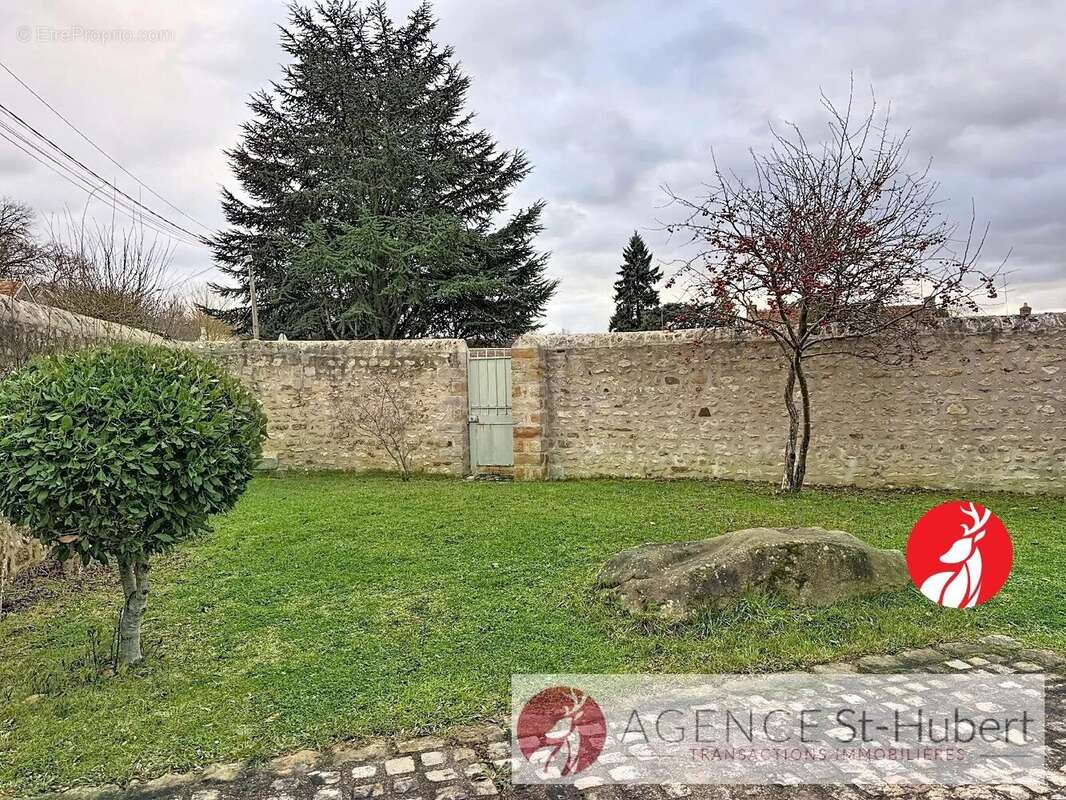 Maison à FONTAINEBLEAU