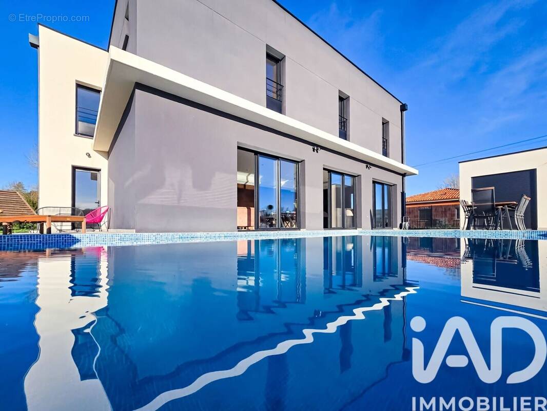 Photo 1 - Maison à MONTAUBAN