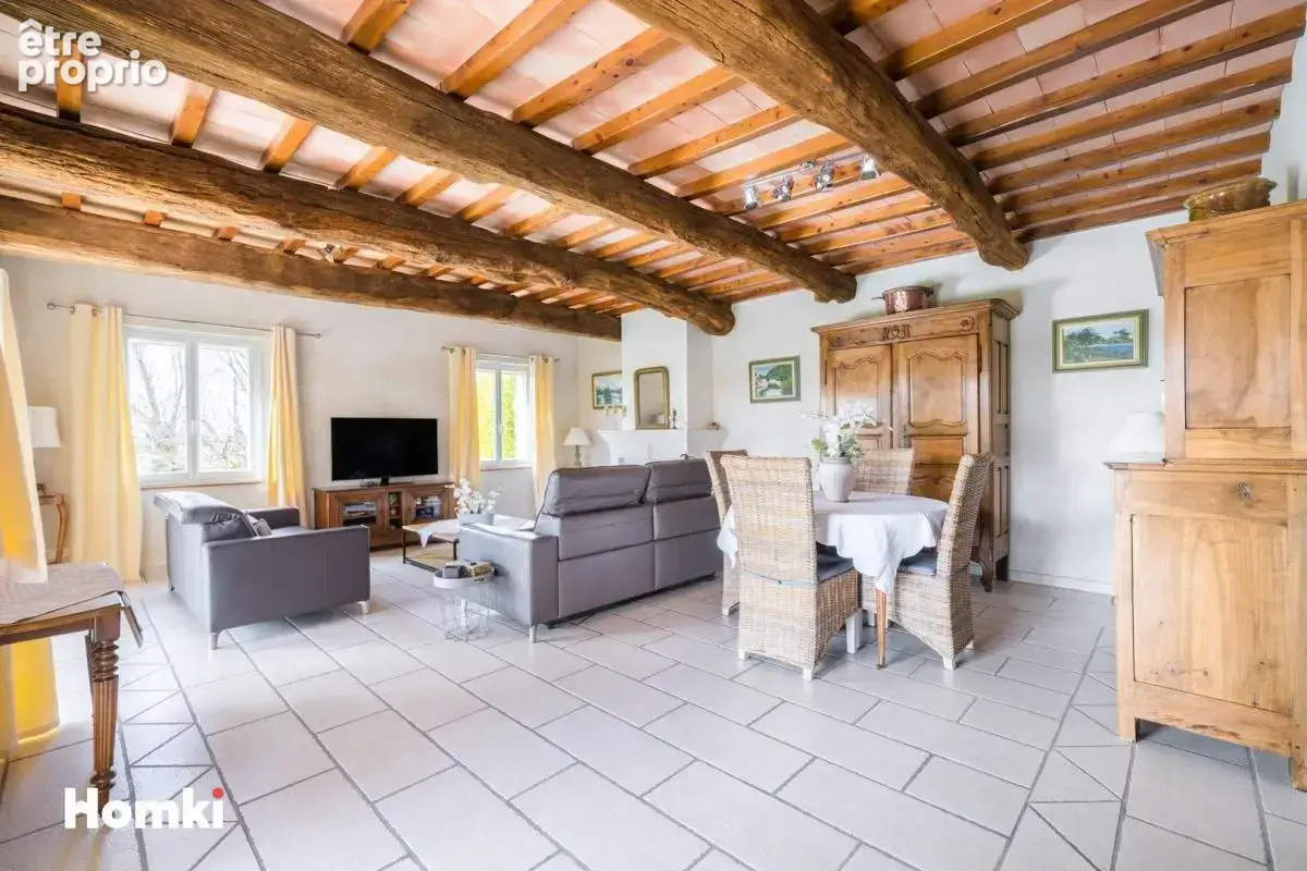 Maison/Villa T7 de 142 m² à Visan 84820 - photo 4