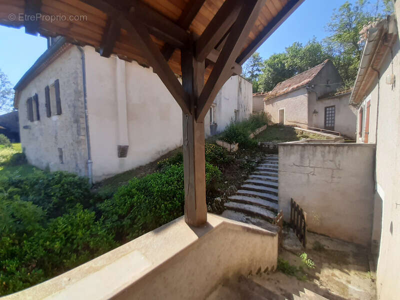 Maison à ARCAMBAL