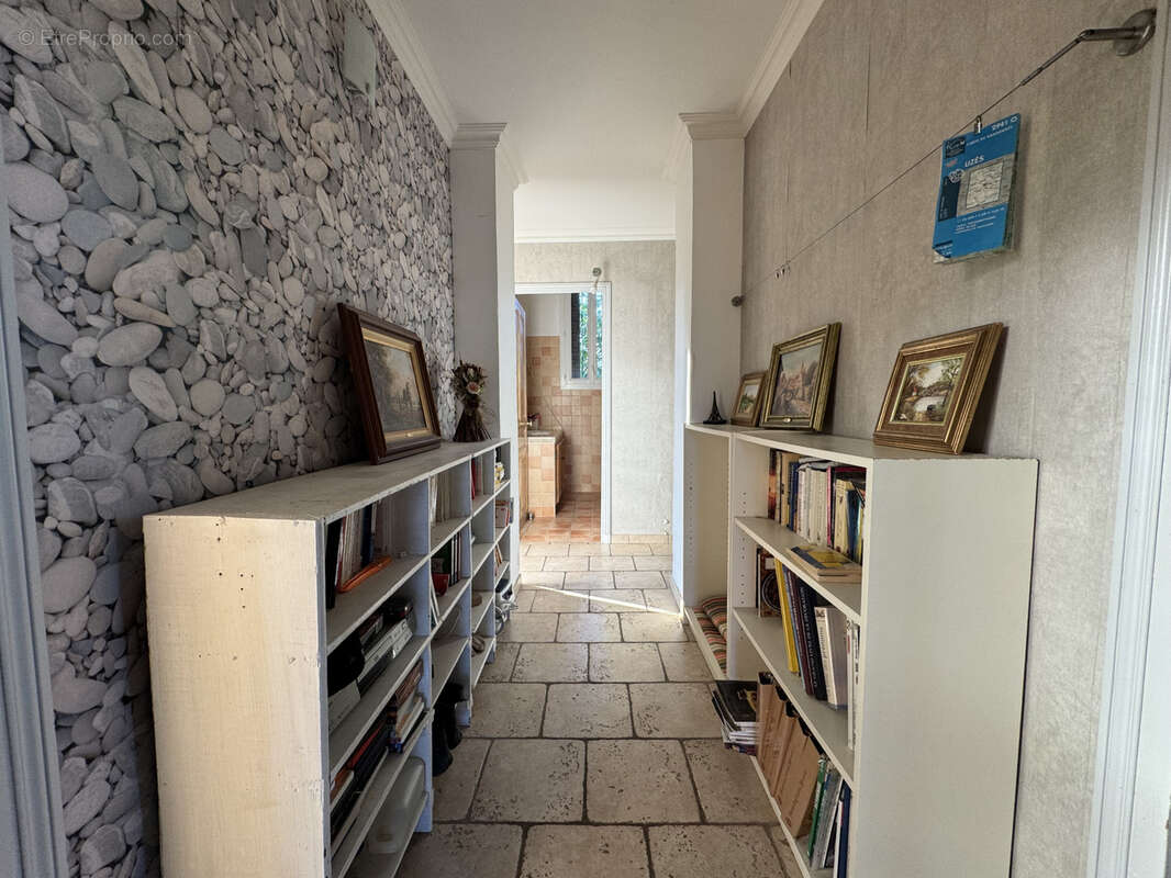 Maison à SAINTE-ANASTASIE