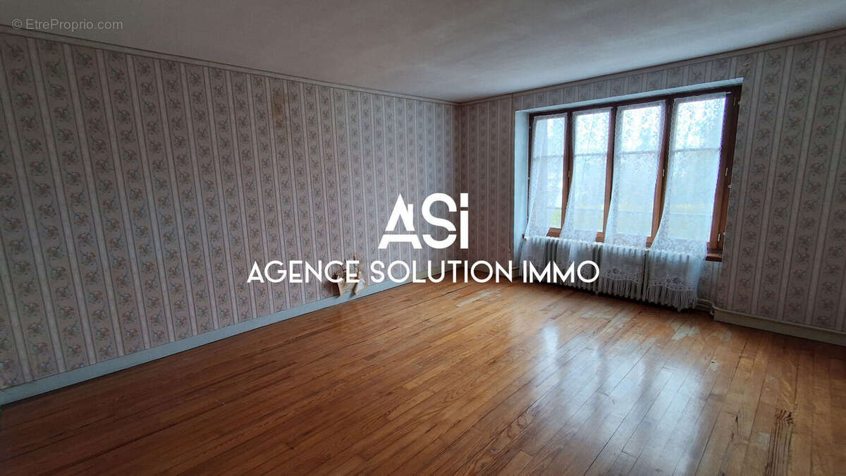 Maison de bourg à rénover - Town house nice renovation project - photo 4