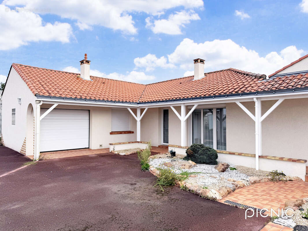 Maison à BASSE-GOULAINE