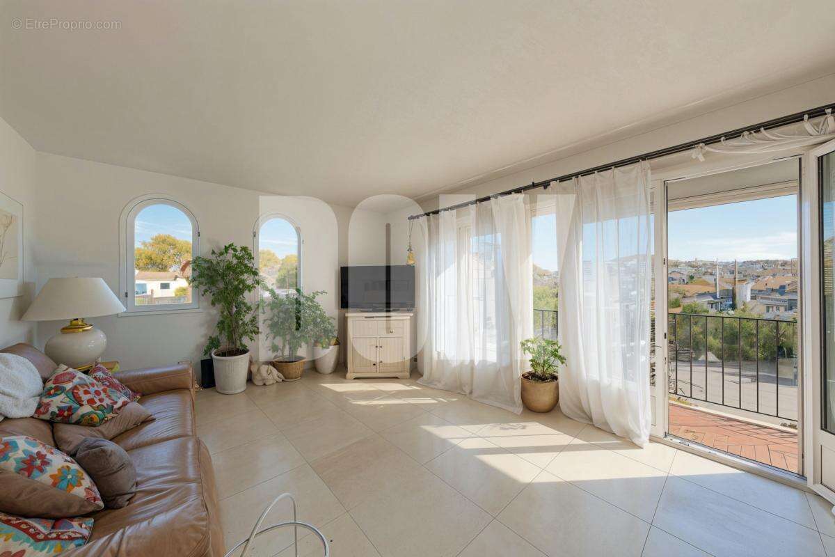 Appartement à VILLENEUVE-LOUBET