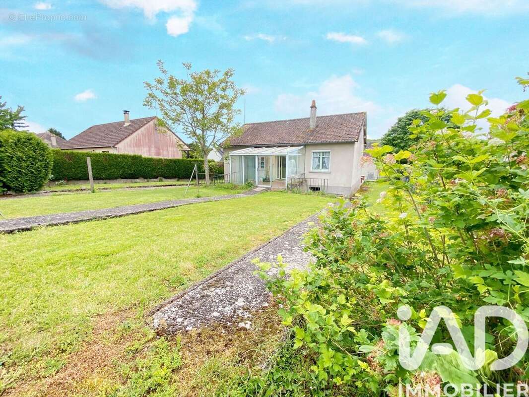 Maison 82 m² à Montresor  - photo 8
